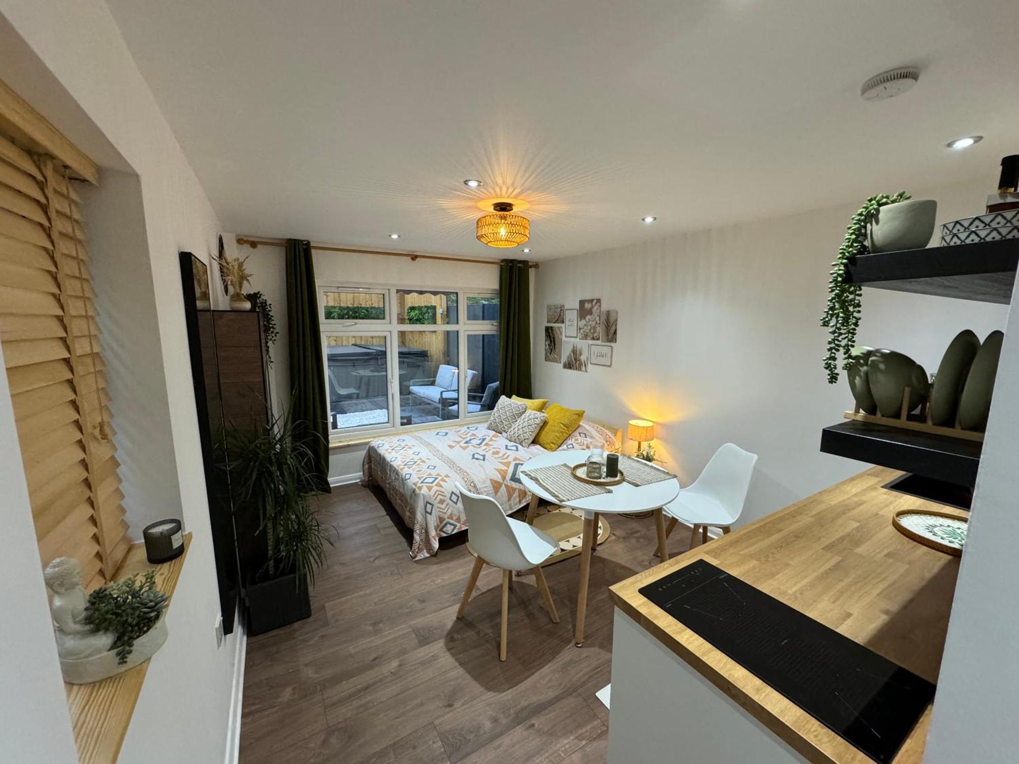 Appartement Wild & Free Hot Tub Retreat à Dartford Extérieur photo
